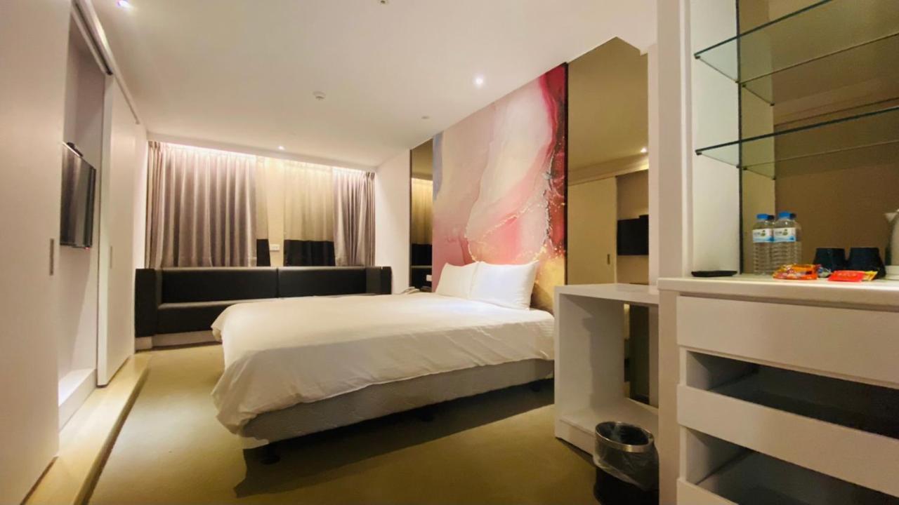 Artinn藝築文旅-台北站前館 Taipei Bagian luar foto